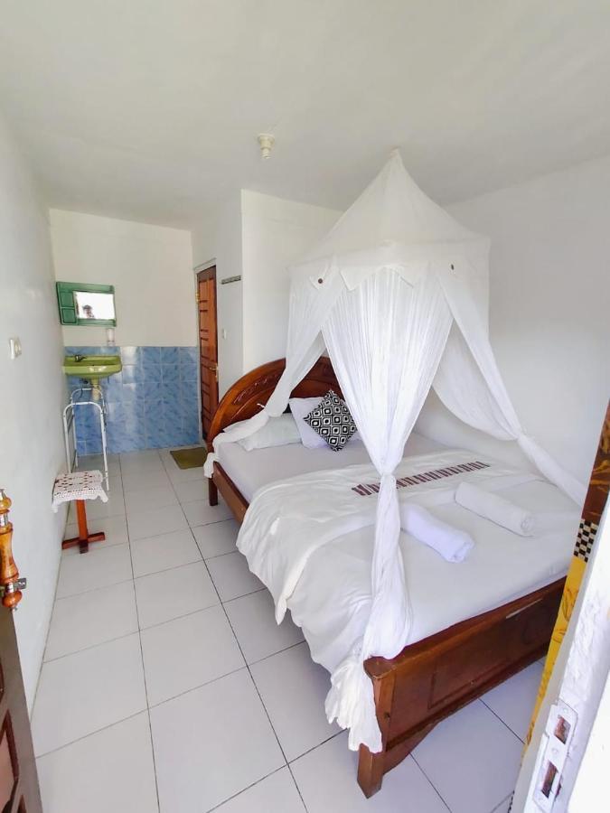 Bintang Bungalow Tour & Travel Kelimutu Exterior foto