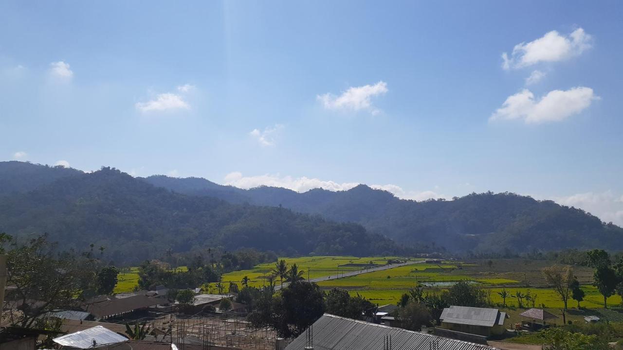 Bintang Bungalow Tour & Travel Kelimutu Exterior foto